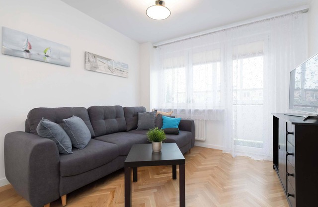 Skwer Kosciuszki 17-19 | Gdynia | Spacious Apartment | Next to the Sea | Balcony