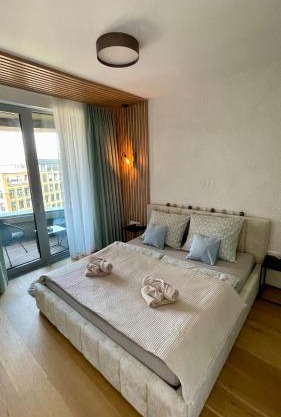 SKY PARK - Luxury Apartment - Free Parking