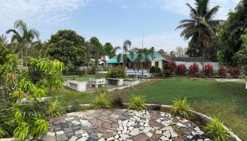 Sky Vibes The Village Resort