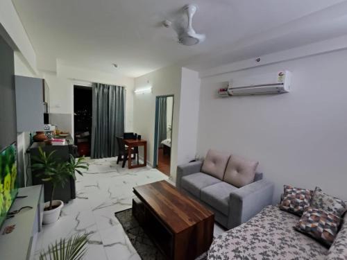 Sky View - The Studio Home