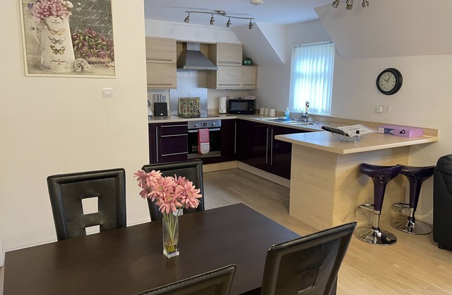 Skyefall, 5 River Court - sleeps 4 guests in 2 bedrooms