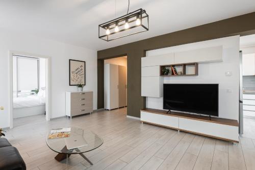 Skylark - Sydney Penthouse with Jacuzzi and Mountain View