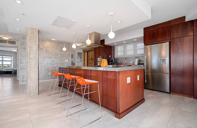 SkyLoft Penthouse in South Beach - 3000 sq. ft. of Rooftop Patio - Very Private
