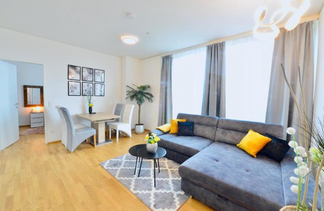 Skyscraper-Feeling With Parking Nearby