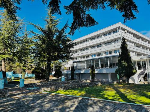 Slavija Beach Resort Hotel