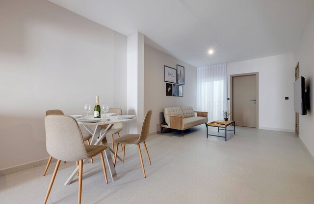 Sleek 2BR Flat by the Seafront