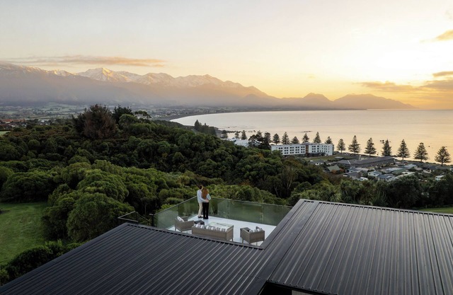 Sleek | Elevated Views | Hidden - KK43103