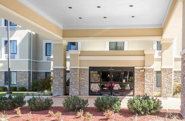 Sleep Inn & Suites