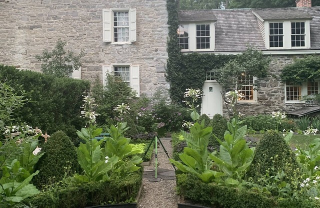 Sleep where Washington slept, now with modern conveniences