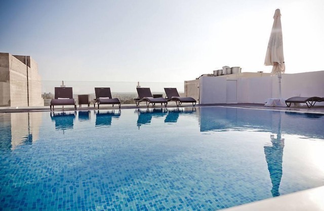 Sliema Tigne Suites