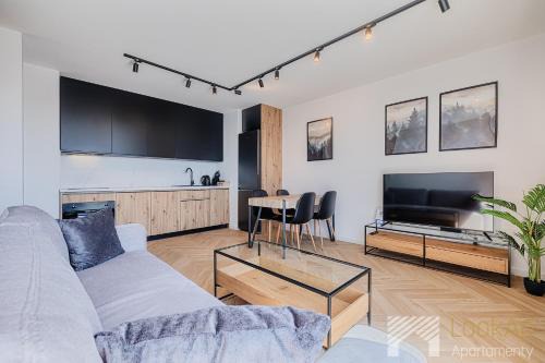 Slovianka Sky View by LookAp darmowy parking, Jacuzzi i basen !