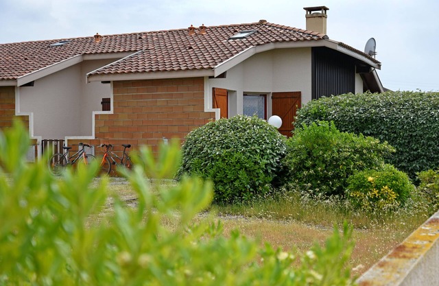 Small cozy villa for 5-6 people + parking + bikes