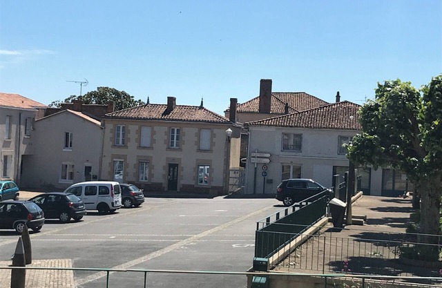 Small village house 30 minutes from Puy Dy Fou