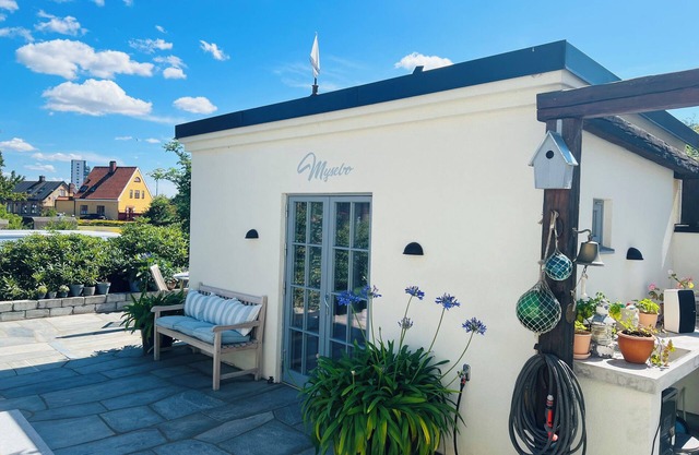 Small guesthouse in the best location, close to everything!