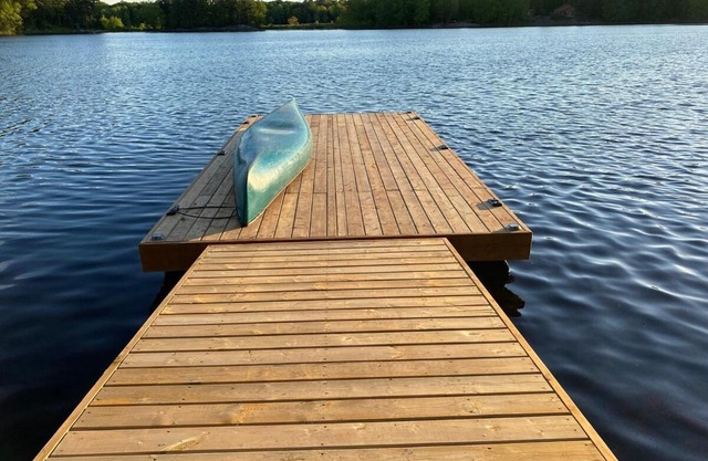 Small Muskoka Cottage- Gibson Lake