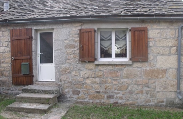 small typical Lozérienne house
