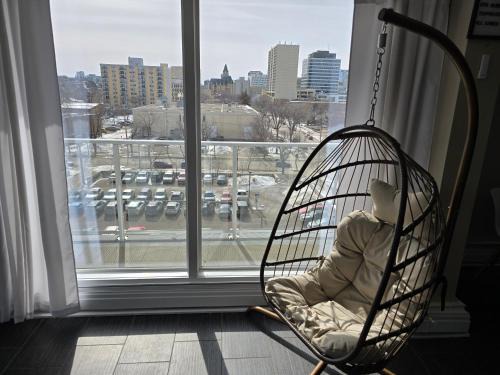Smart Stylish Downtown Condo- 2 bedrooms