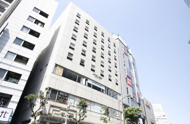 Smoking double bed width 150cm with sofa/Shinagawa-ku Tokyo