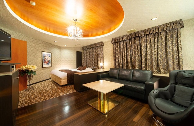 Smoking Royal Room with bath and toilet /Nishinomiya Hyōgo