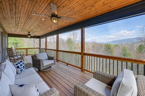 Smoky Mountain Cabin Rental Game Room, Fire Pit!