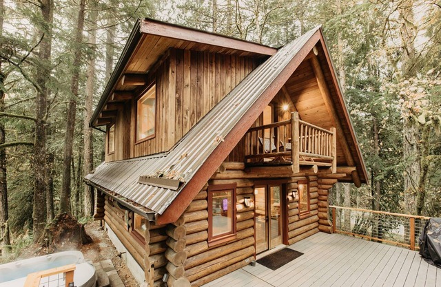 Snowline Cabin #81 - Hot Tub - WiFi - Pets Ok