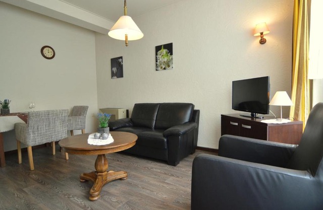 Snug Apartment in Schin op Geul near Public Pool