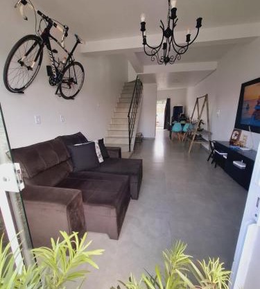 Sobrado aos pés do Cristo!