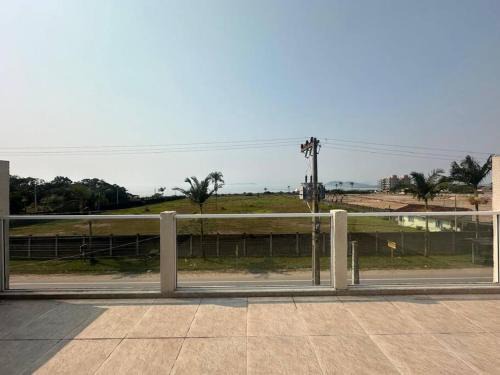 Sobrado em Itapoá, 150m da praia