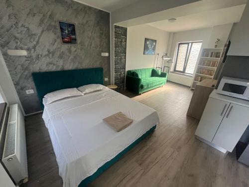 Solaria Top Apartment