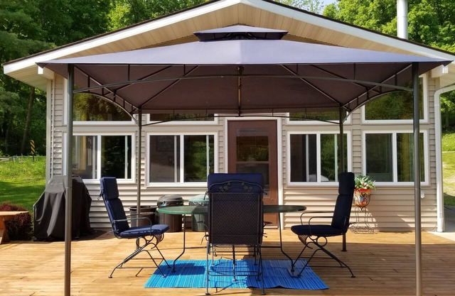 Solitude In The Woods Of Wisconsin! Peaceful Cabin That Sleeps 6!