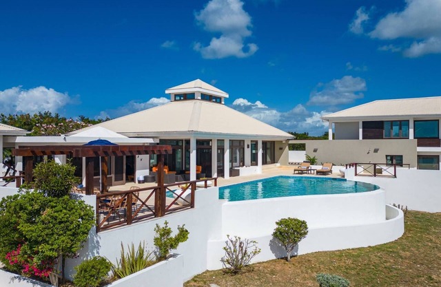 Songbird 4 BR Anguilla Villa