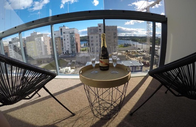 Soolo 6th floor lake view