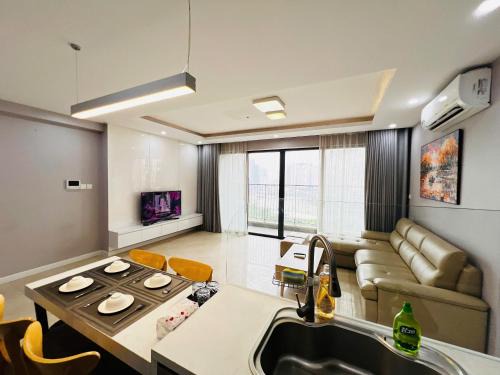 Sophia Housing - Vinhomes D'Capitale Tran Duy Hung Ha Noi