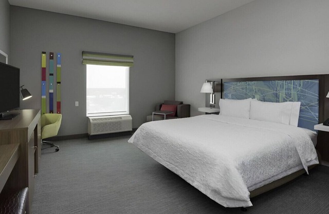 Sophisticated Room for Business & Leisure Travel