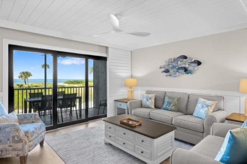 South Seas Beach Villa 2614 - Deluxe Beachfront Residence