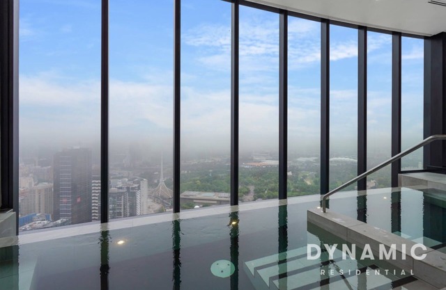 Southbank Elegance Su