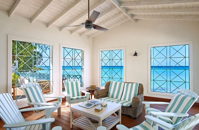 Southwinds Beach House is a three bedroom beach front property