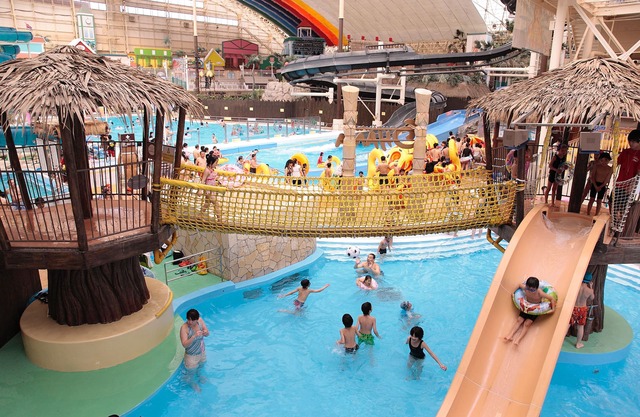 Spa Resort Hawaiians Monolith Tower