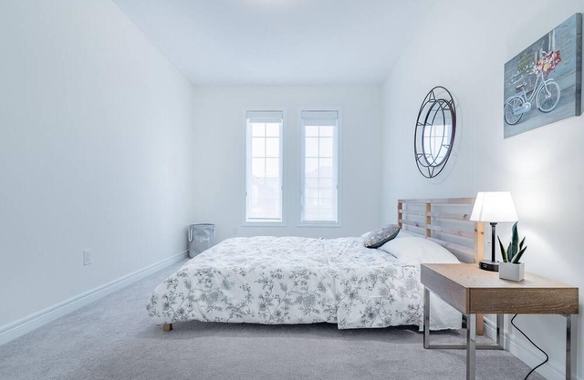 Spacious, Family-Friendly 3 Bedroom, 3 Washroom ~ Bradford ~ West Gwillimbury