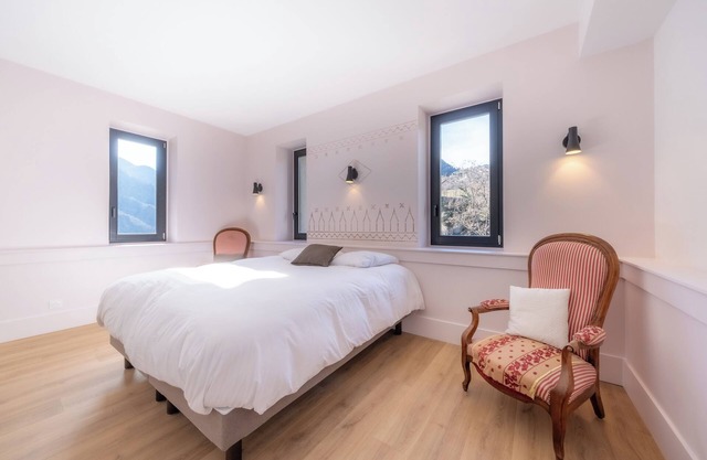 Spacious, bright room in a medieval tower. Shared space on ground floor.