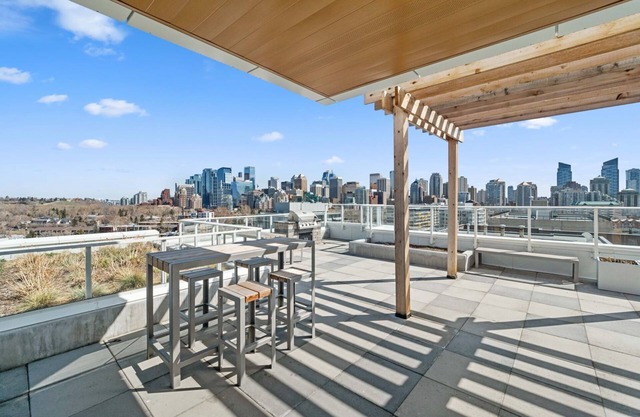 Spacious 1 BR Condo, Steps from CTrain Station!