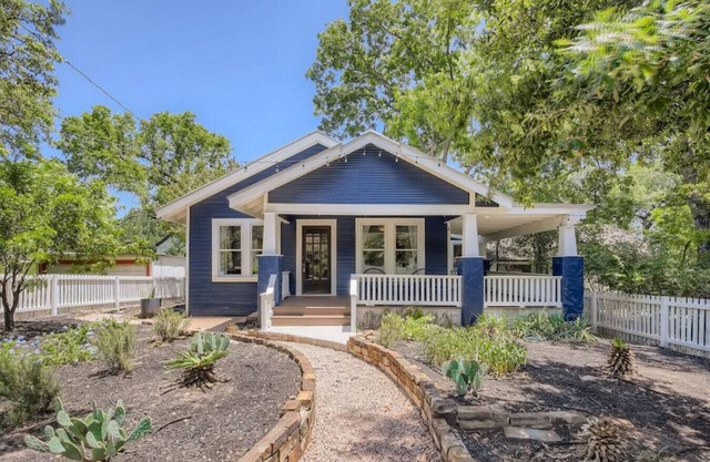 Spacious 2/2 Home Prime Location Mins to DT/SOCO & SXSW Top Spots