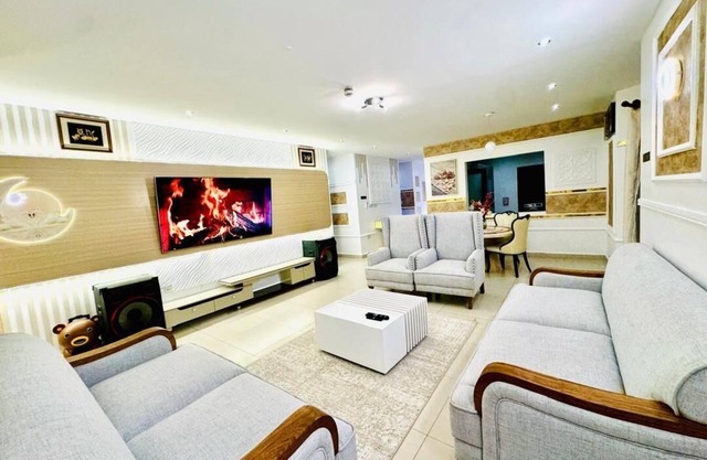 Spacious 3-bedroom apartment with WiFi, AC in brilliant Dar es Salaam
