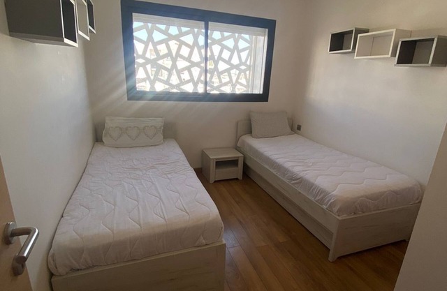 Spacious 3-bedroom apartment in gorgeous Prestigia Residence with WiFi, AC