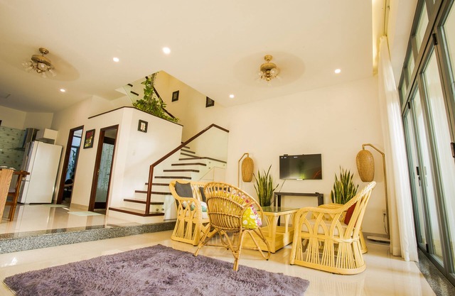 SPACIOUS 3 BEDROOM IN DA NANG