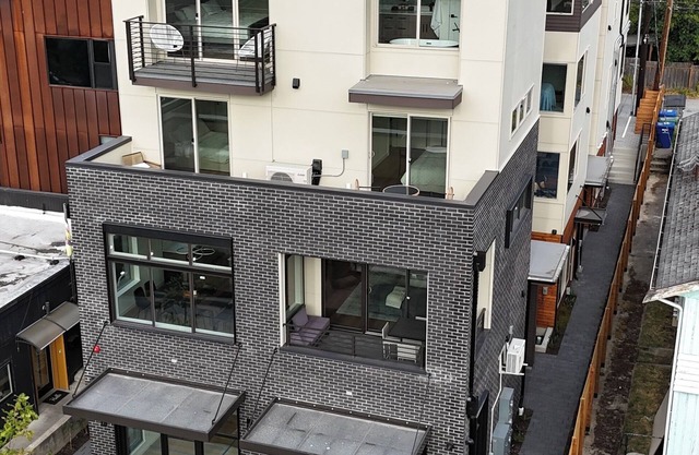 Spacious 3-bedroom newly built townhome in a superb location in West Seattle
