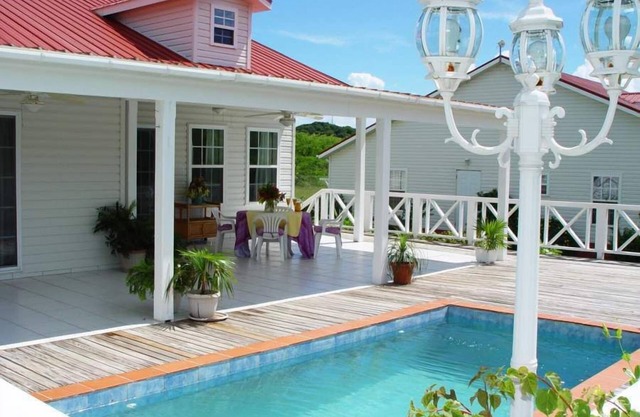 Spacious 3 Bedroom Villa With Private Pool Near English Harbour