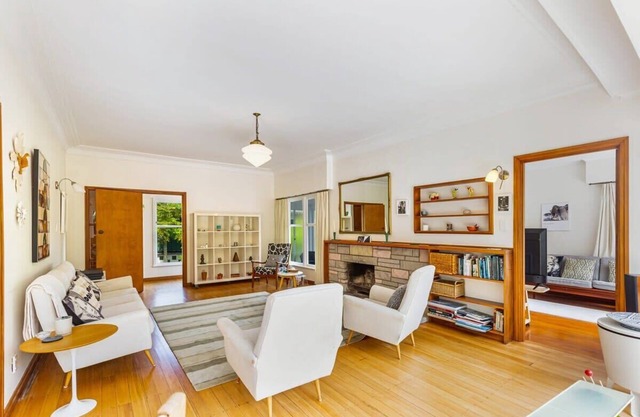 Spacious 3BR Mission Bay home with parking!