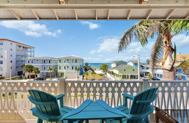 Spacious 4BR/3BA Townhouse Steps from the Beach