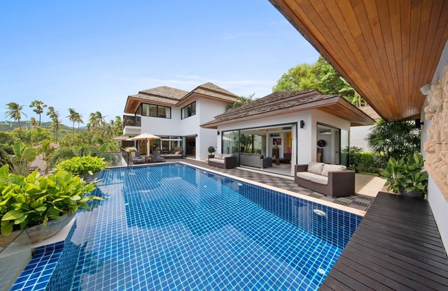 Spacious 4BR Oceanview Villa | Bophut Beach